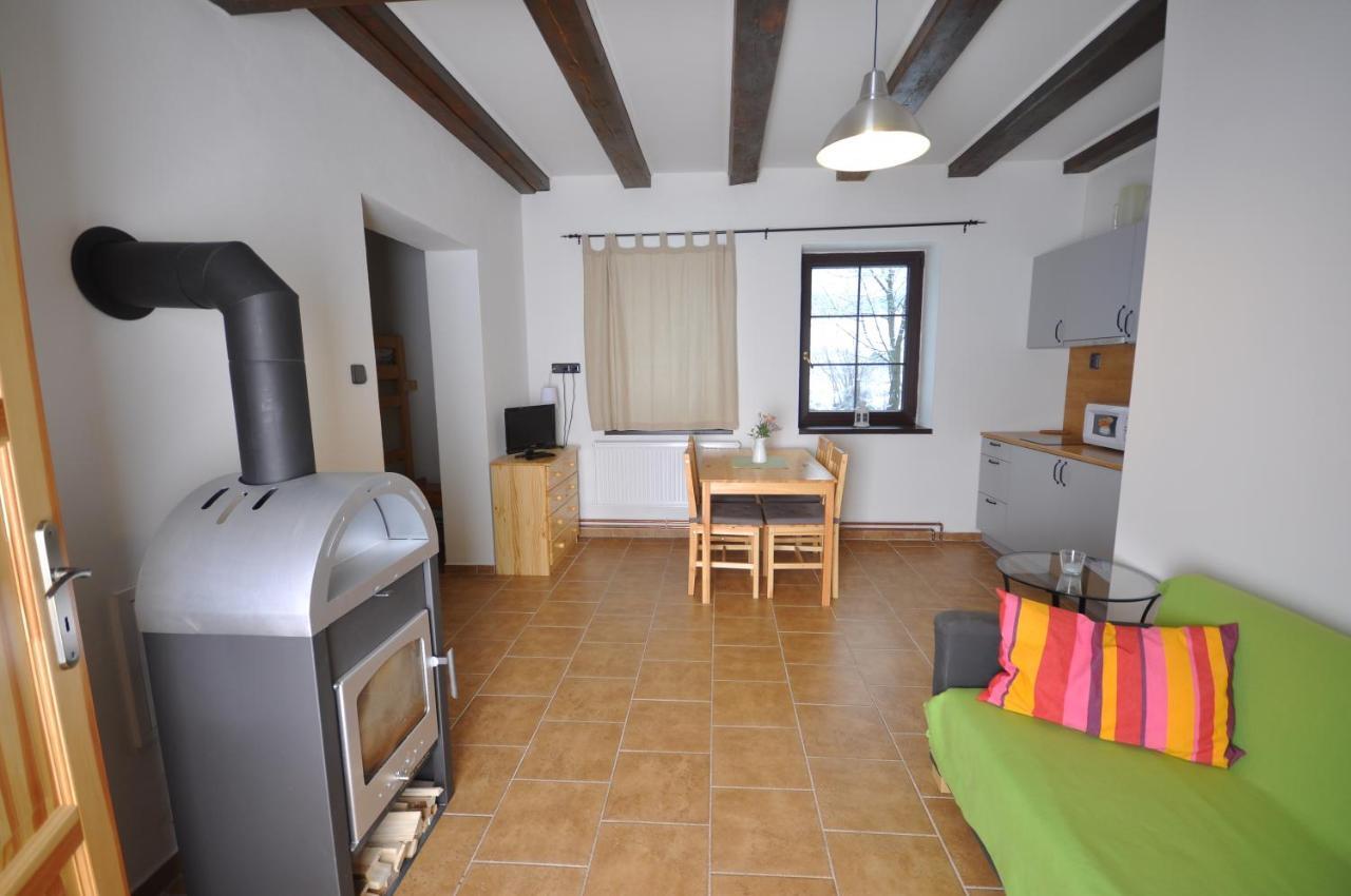 Apartmanove Ubytovani V Koutech Loučná nad Desnou Kamer foto